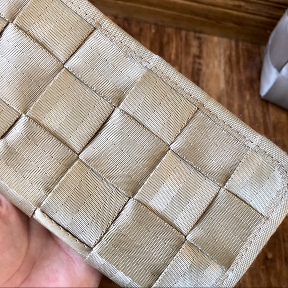 Harvey’s seatbelt wallet - Picture 4 of 4